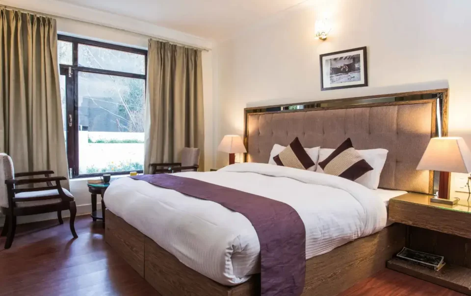 singge-palace-super-deluxe-room-mountain-view-stay
