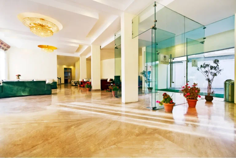 Lobby (1)
